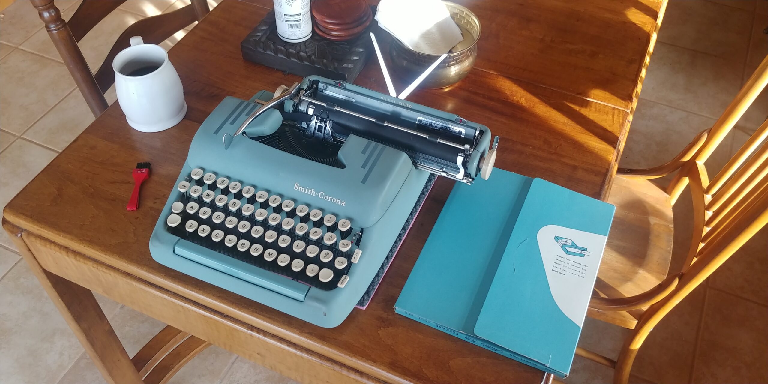 Silent, super, writing bliss.