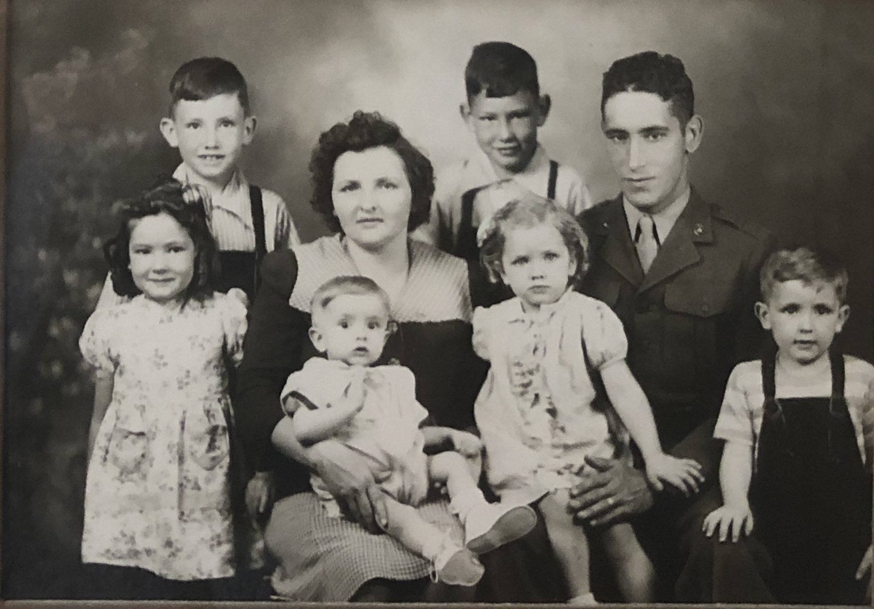 The Brunette family, the early years. My mom hadn’t come along yet.